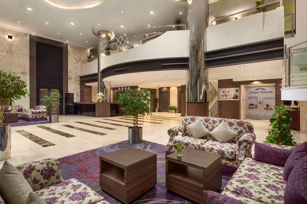 Howard Johnson Dammam Hotel Интерьер фото